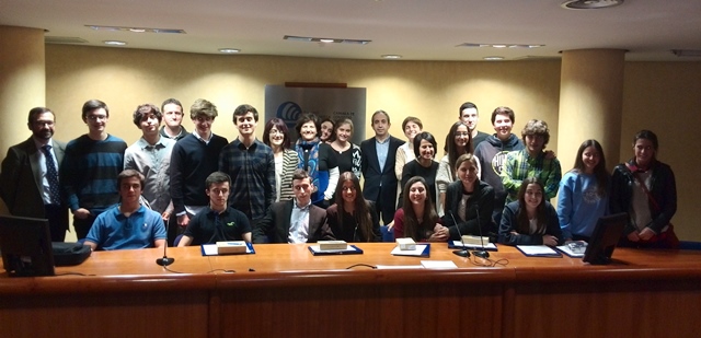 Gaztelueta finalista en el Concurso "Preuniversitarios y Empresa 2015" organizado por la Cámara de Comercio de Bilbao Gaztelueta finalista en el Concurso "Preuniversitarios y Empresa 2015" organizado por la Cámara de Comercio de Bilbao